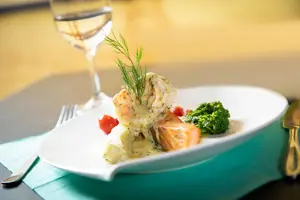 ESTIA-200228-Fish Markets-0L1A4547_lifestyle_1016x677-WEB.jpg