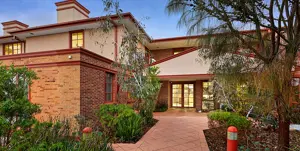 Altona Meadows-carousel_1016x512-WEB.jpg