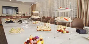 18. banquet 1_1016x512-WEB.jpg