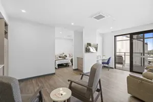 Estia Health Cleveland_005-deluxe-comp-Room-800x534.jpg