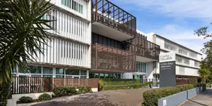 1.Estia Health Little Bay_14_08-25_IMG_0019-1-Carousel-1016x512.jpg