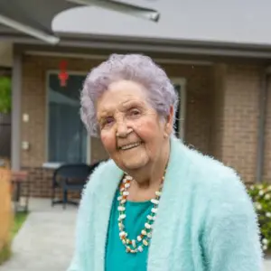 EH_Tea Gardens_21-11-23_IMG_NS_1487_lifestyle_card_300x300.jpg